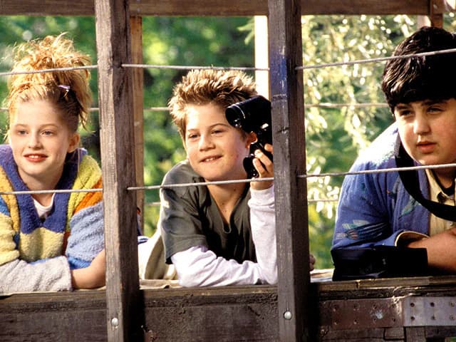 Max and his friends find themselves rebelling against the numerous antagonists in the film that literally and symbolically represent unjust authority, capitalism, the police, and the petty bourgeoisie.