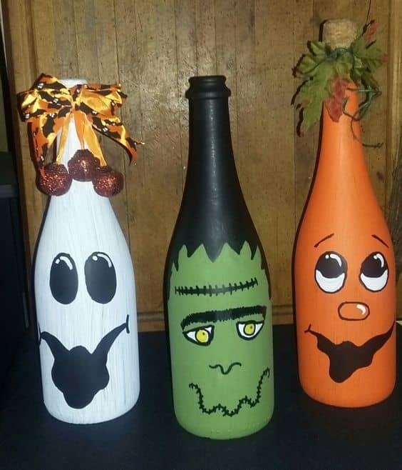 75+ Spooky DIY Halloween Wine Bottle Crafts To Decorate for Fright ...