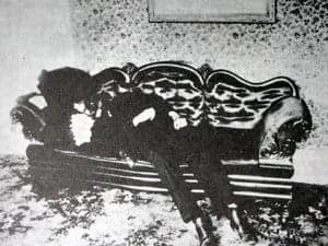 Andrew Borden's body was discovered on August 4, 1892. The body was discovered on the living room couch.
