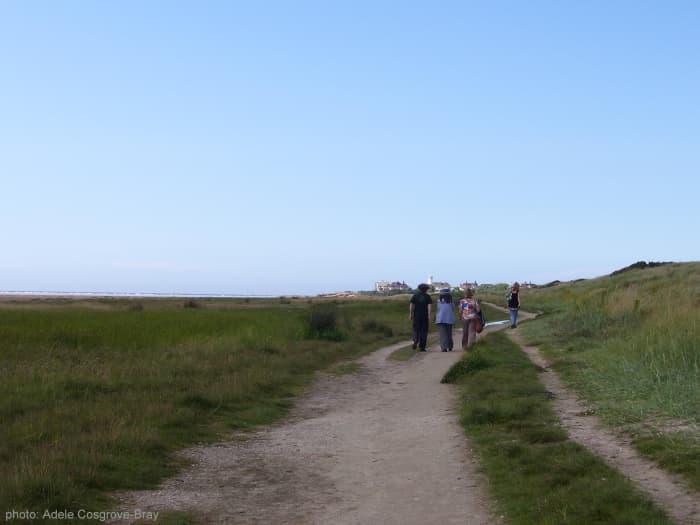 The route attracts many walkers, from family groups out for a stroll to avid bird-spotters, joggers and dog-walkers, to photographers and artists who find the quality of light rivals that of St Ives.