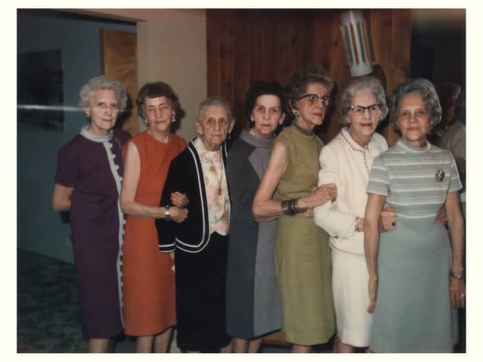 Left to Right: Unknown, Hilda (Fritzie), My great grandmother Martha, Alma (Billie), Lenora ("L"), Unknown, Frieda (Bunny)