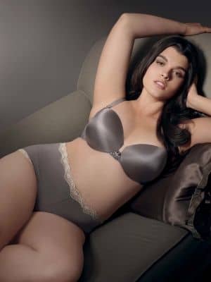 A few years ago Crystal Renn helped Lane Bryant promote their new Cacique Push Up Demi Bra. It was a great fitting bra for the plus size form.