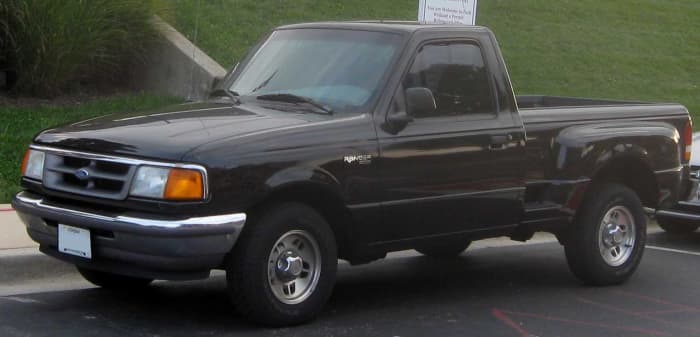2002 Ford Ranger XLT with a new side mirror.