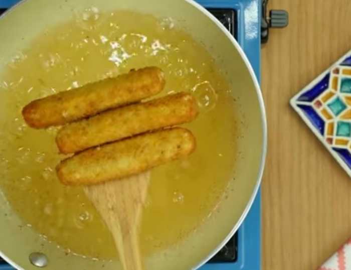 Step 4: Fry until they turn golden brown.