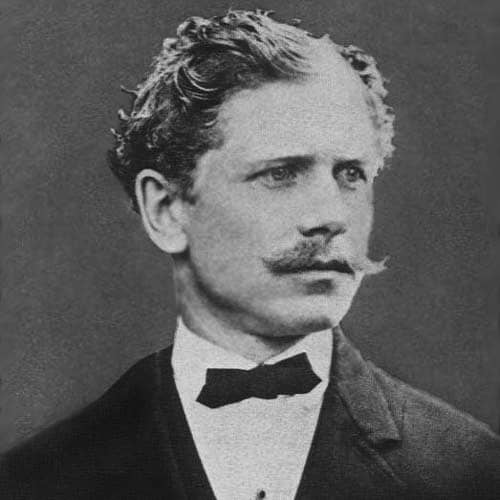Winston Groom's El Paso attempts to explain the unsolved fate of author Ambrose Bierce, who disappeared in Mexico during that country's revolution.