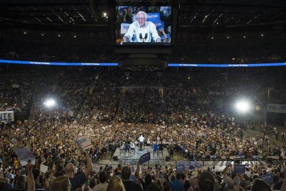 Bernie Sanders packs arena, but can only get a ten second afterthought mention on the major media outlets.