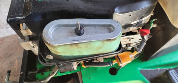 Riding Mower Gas in Oil Repair - Replace Carburetor - HubPages