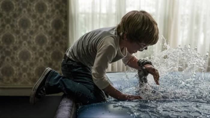 Scenes like this felt like an eternity because there was no real reason for me to be afraid since this was a flashback... we already know the kid is going to be fine or else he wouldn't have been in the movie to begin with!