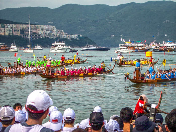 Today, dragon boating is a popular sport throughout the world, with many non-Chinese countries having their own national teams.