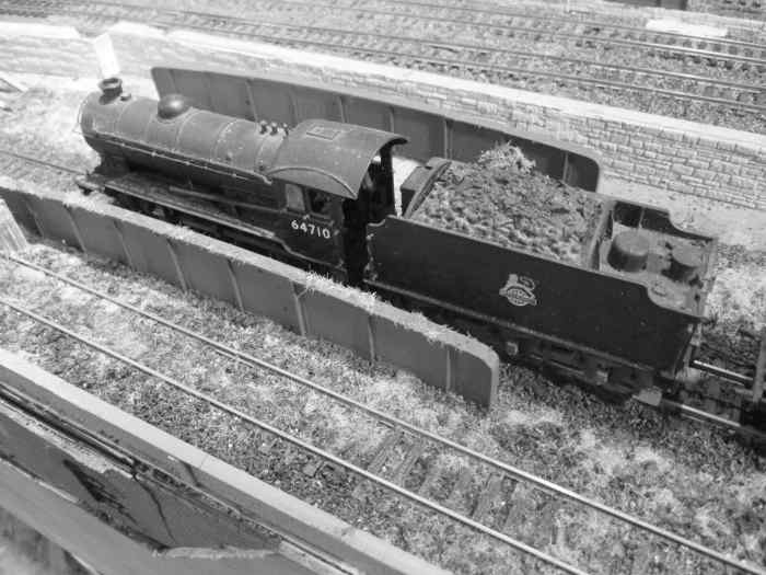 Darlington-built and allocated J39 64710 passes on what was the Up freight/goods/mineral to the junction at the head of a pick-up goods (see also Unit 2 write-up)