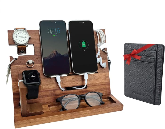 This wooden docking station is a perfect gift for dad to charge his cellphones and smartwatches.