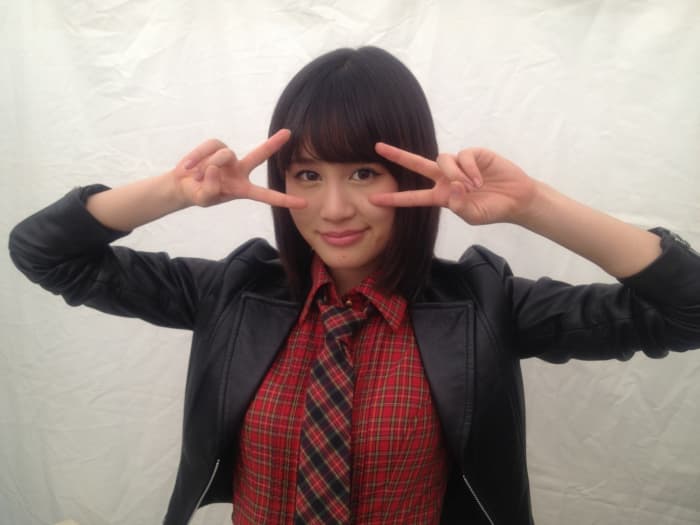 Atsuko Maeda in a business suit? Now that's not something you see everyday right?