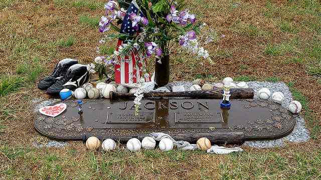 Let him in Dammit: The Story of “Shoeless” Joe Jackson - HubPages