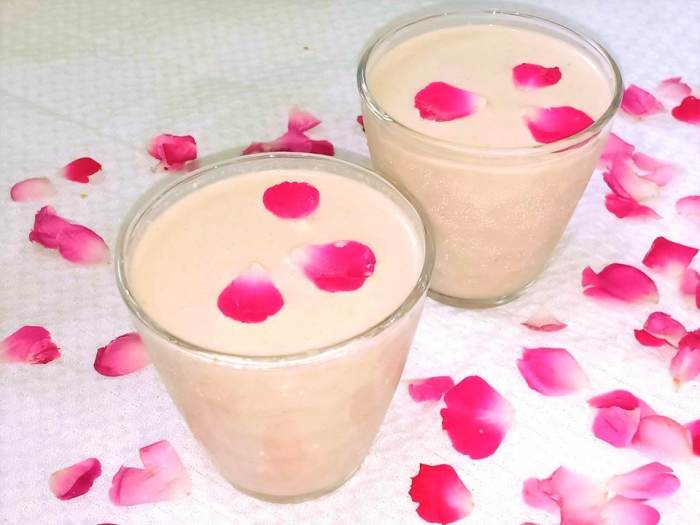 Rose thandai