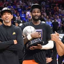 DeAndrer Ayton is making a case for him to get a bag from the Suns this offseason as he has showed out these playoffs.