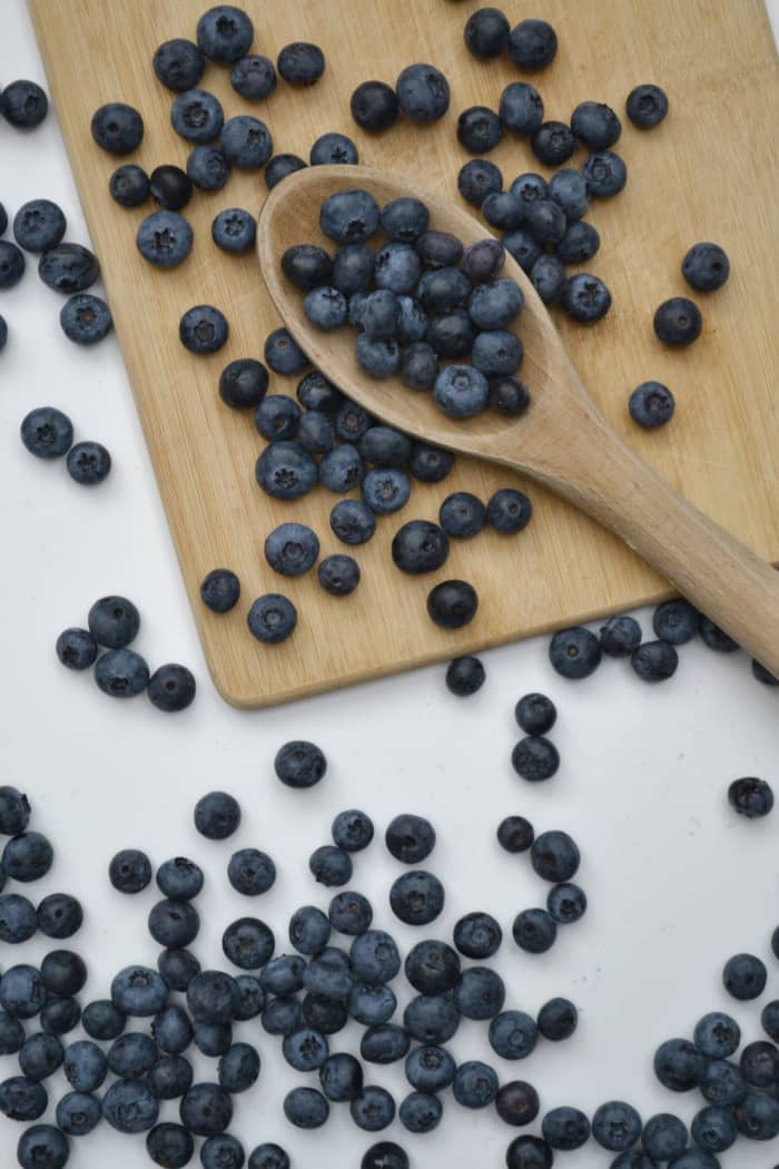 Did you know? One cup of blueberries contains 80 calories, 3.6 grams of fiber, and 25 percent of the recommended daily amount of vitamin C.