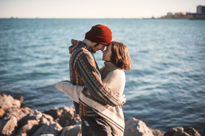 Are you struggling with how to tell your girlfriend you’re bisexual because you’re worried her feelings will change?