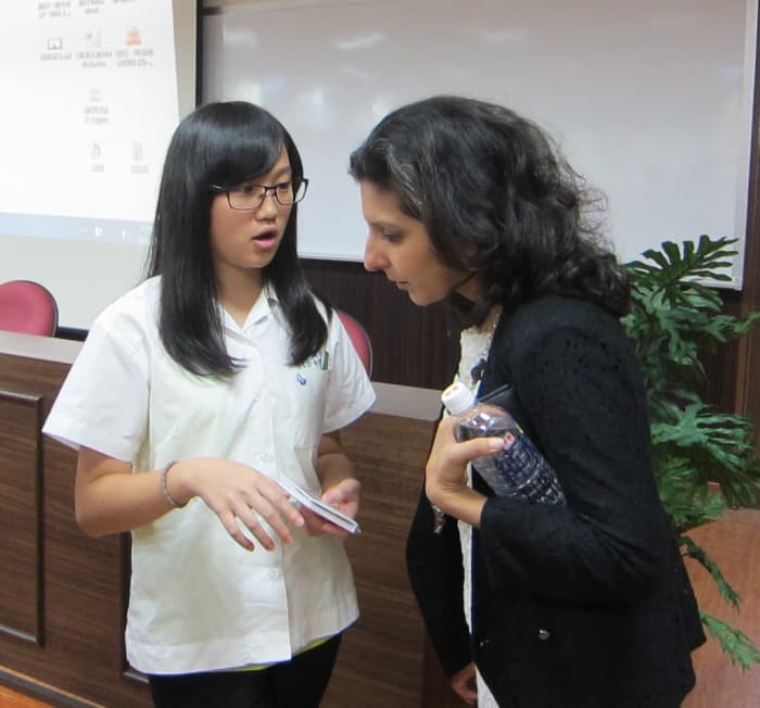 "AIT officer Arati Shroff answers questions from a Hsin Tien High School student on American cultural diversity."
