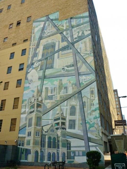 One last look at the Suzanne E. Sellers mural on the Houston Club Building that no longer exists.
