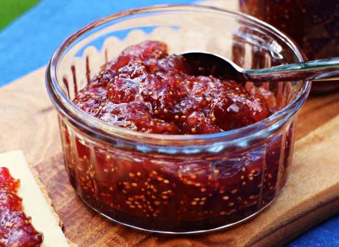 Simple Fig Jam