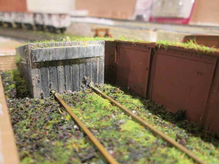 ... And the rail-built (Peco) buffer stop beside one of the roof girders over part of the under-rail WWII factory - all three need some 'rust treatment' to the same degree as the buffer stop timbers