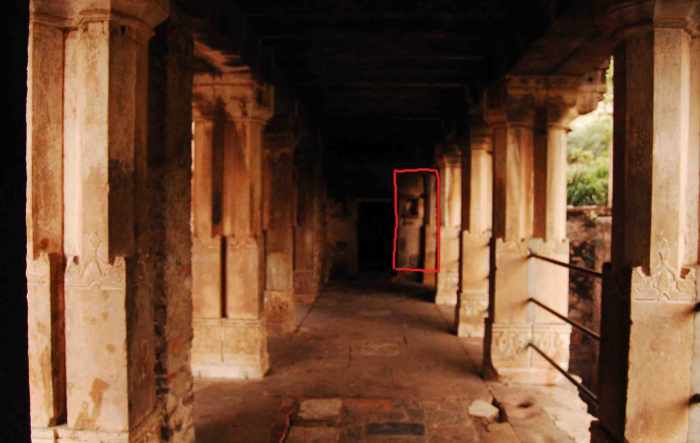 Whenever you enter within the premises of Bhangarh, a sort of restlessness and anxiety overcomes you and you get the feeling that somebody is watching you and following you around.