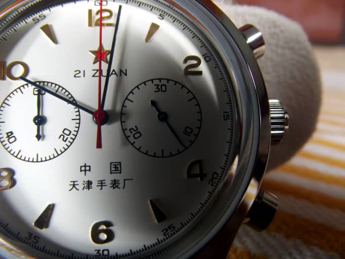 Replica watches are popular. Because of this, I sometimes tear one apart to determine its strengths and weaknesses.