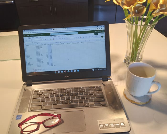 Mel warms his frozen innards with a cup of morning Joe, and warms his frozen fingers on his keyboard.