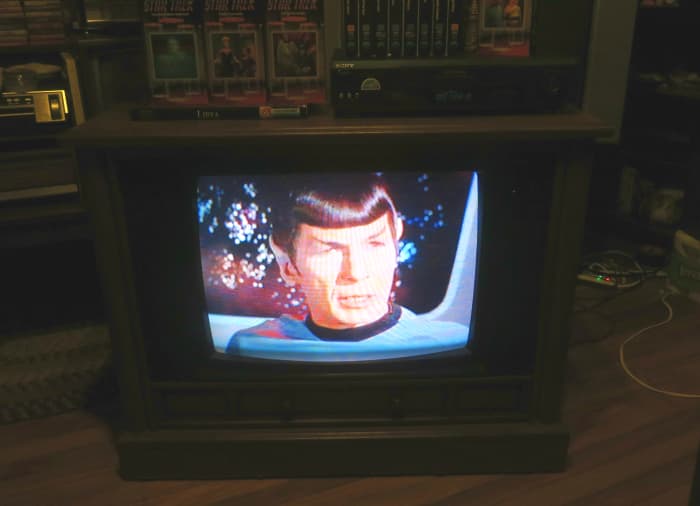 Mr. Spock, playing on the Crosley Color Television 25E510-00AA, The Invaders, The Mutation, Episode Three, VHS tape. .Manufactured August 1994, Date Code 3314W291B. Crosley TV Chassis Model number 25E510-00AA.
