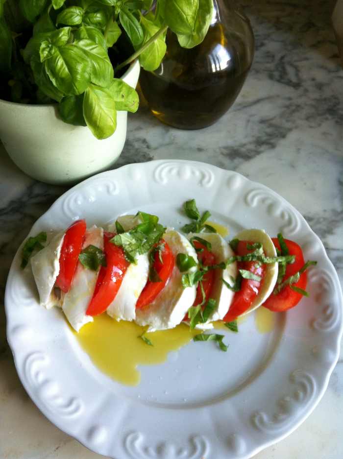 Caprese dish