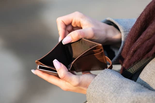 If your wallet or bank account is always ends up empty before you get a chance to save, you might need to identify some unnecessary purchases and make a change.