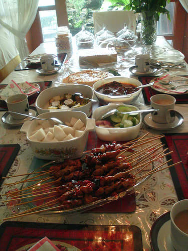Traditional food such as satay, lemang, ketupat and rendang will be served during Hari Raya Aidil Fitri