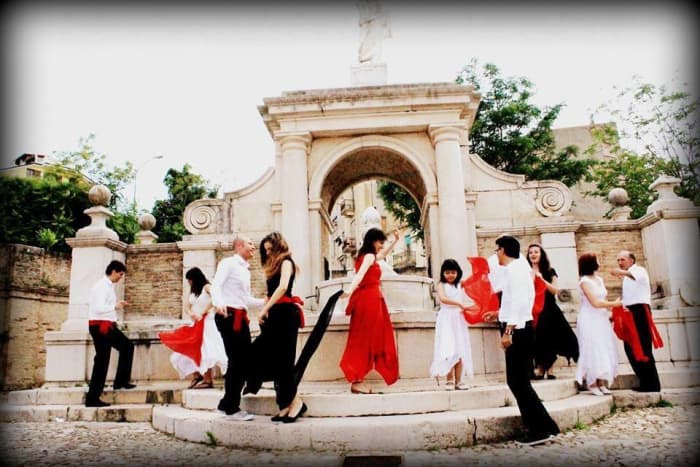 The same Cavallina Fountain seen in the background above, these days sometimes people like to have a feast and this is one of them; here the fountain is being used as a stage to play whatever they are doing.