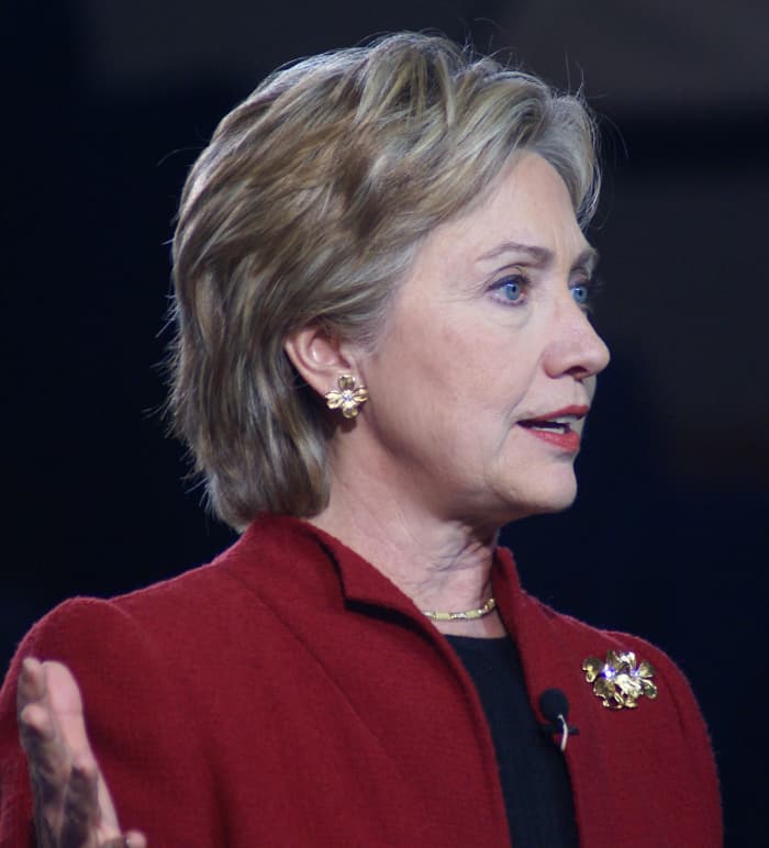 Will Hillary Clinton finally reveal the truth about the UFO issue?
