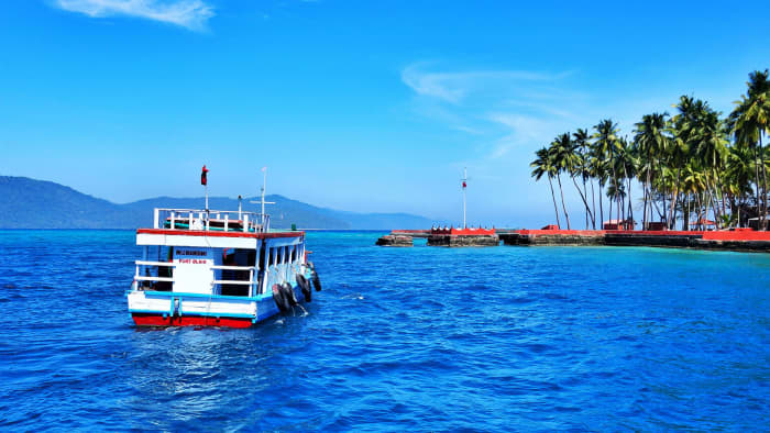 Ferry rides are the best way to reach Ross Island. Lot of private and government operators are available from Port Blair to Ross Island.
