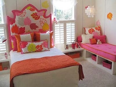 This design would work equally well in a boy's room - though obviously the fabric and paint will need to be changed. When designing a headboard for your child, make sure to use child friendly fabrics!