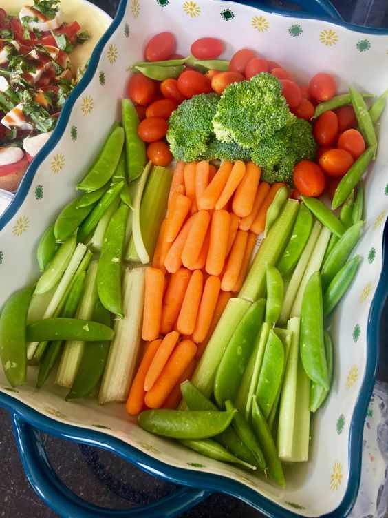60+ Adorable Easter Veggie Tray Ideas for Every Bunny Holidappy