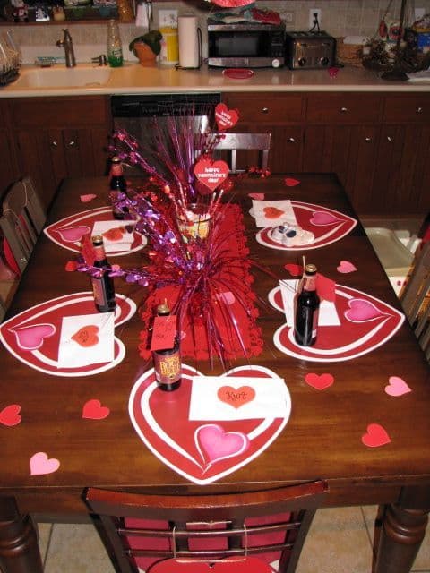 50+ Romantic Valentines Table Setting Ideas For A Cozy Night In - Hubpages