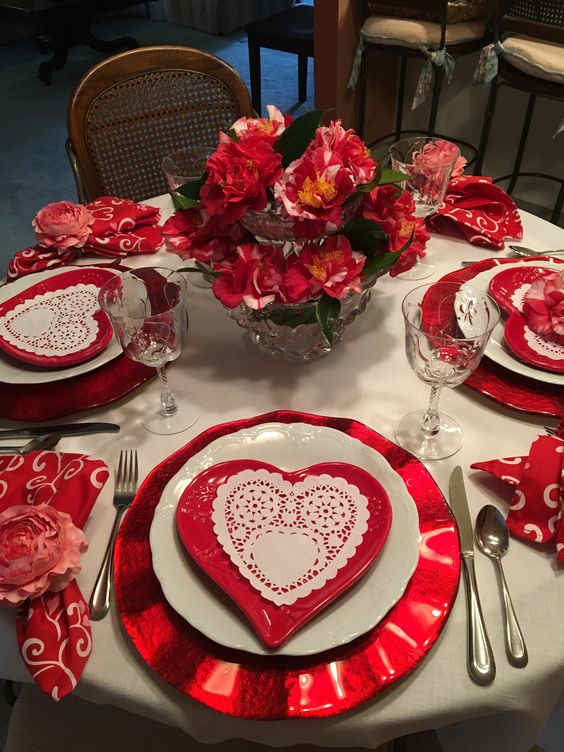 50+ Romantic Valentines Table Setting Ideas for a Cozy Night In HubPages