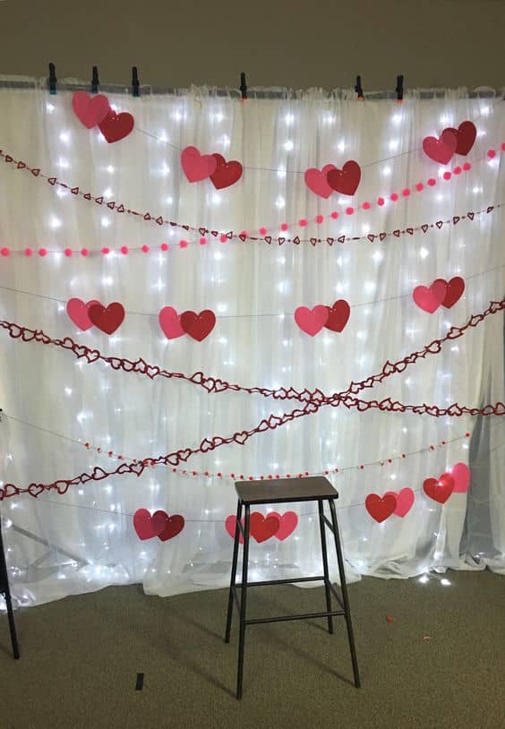 50+ DIY Valentines Day Party Decor Ideas Including Trees, Mantels and ...