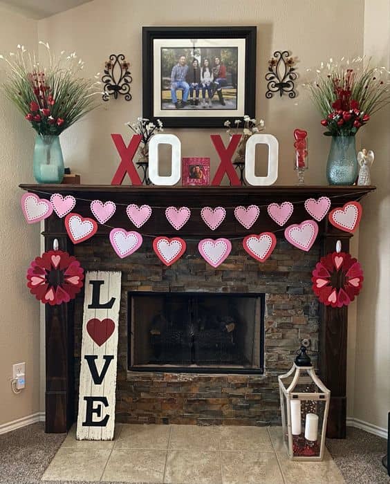 50+ DIY Valentines Day Party Decor Ideas Including Trees, Mantels and ...