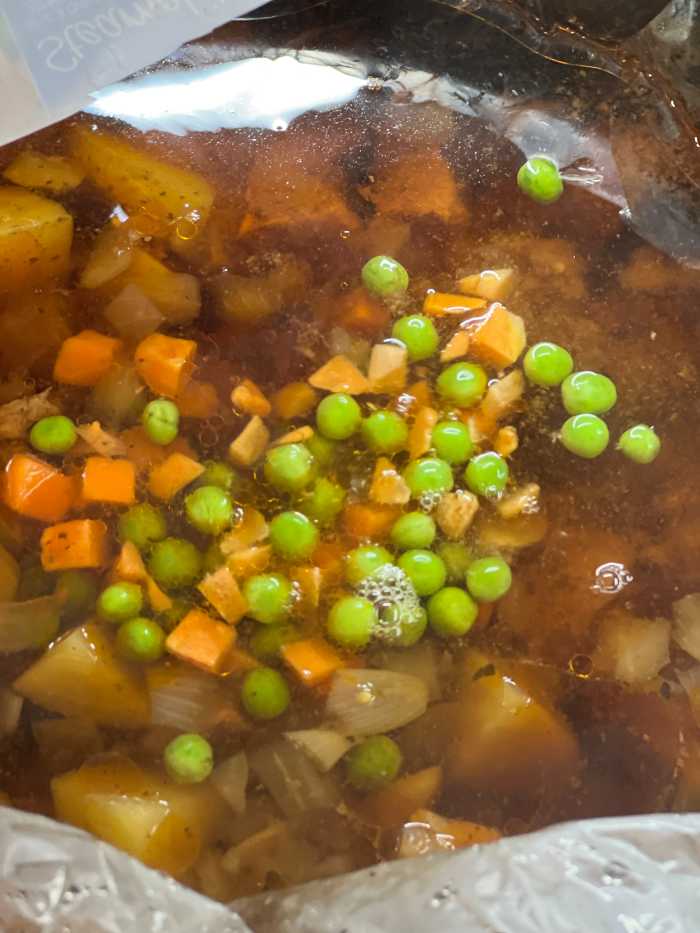 Slow Cooker Beef Stew With Potatoes, Carrots, and Peas Delishably