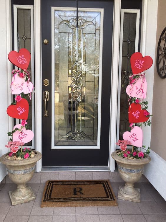 100+ Super Romantic Valentines Decorations on a Budget - HubPages