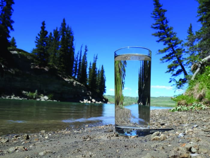 Drinking water is important if you have kidney disease but drinking the right amount of water, depending on the stage of your disease, is even more important.