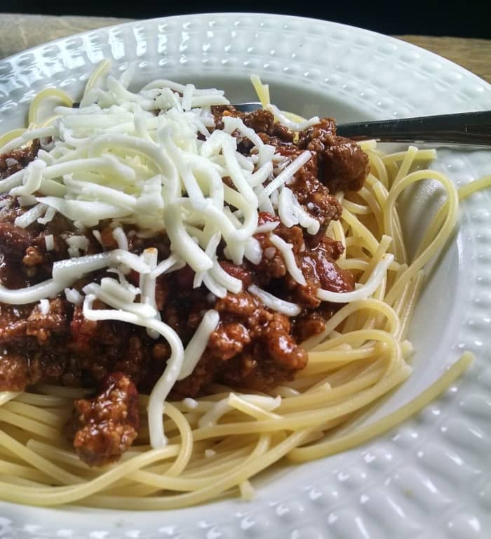 Perfect Cincinnati Chili (Plus a Vegan and Bonus Recipe) - Delishably