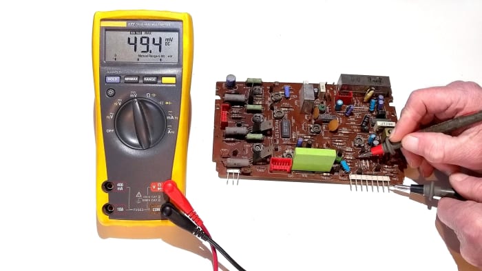 How To Use A Multimeter To Measure Voltage Current And Resistance Dengarden