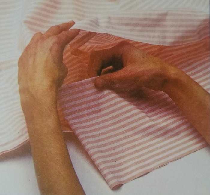 How to Make Duvet Covers & Piped Duvet Covers With Tie Fastenings