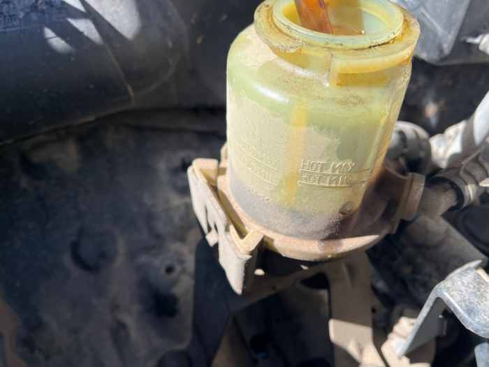 How to Change the Power Steering Fluid in a 4th Gen (20032009) Toyota