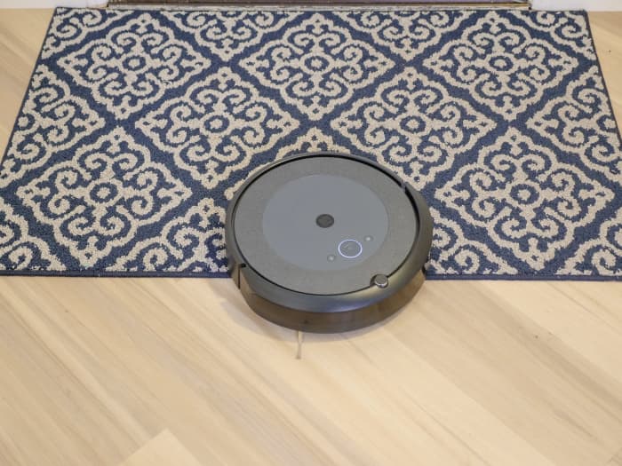 How to Fix the Roomba Error 8 Trouble Code Dengarden