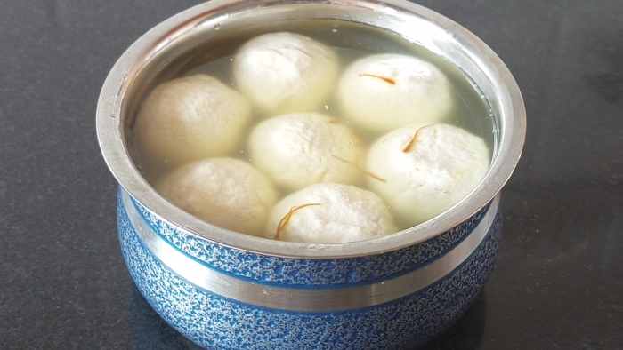 Soft and Spongy Rasgulla: Indian Dessert Recipe - HubPages